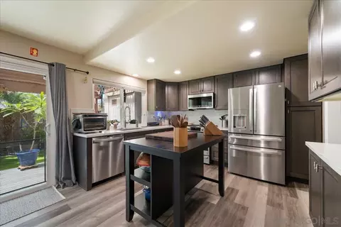 1651 S Juniper St #195, Escondido, CA 92025