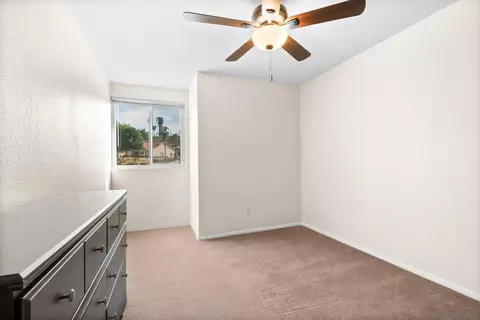 Bedroom - 1160 Cleo Ct, Escondido, CA 92027 photo 4 of 5