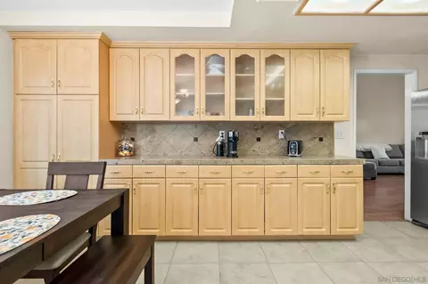 Kitchen - 1160 Cleo Ct, Escondido, CA 92027 photo 3 of 5