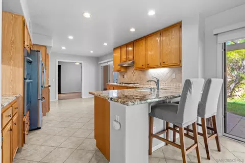 Kitchen - 2028 Boulders Rd, Alpine, CA 91901 photo 2 of 4