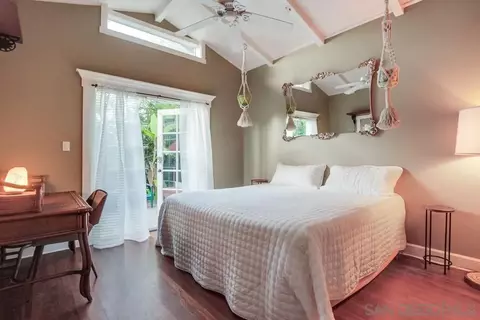 438 Retaheim Way, La Jolla, CA 92037 photo 13
