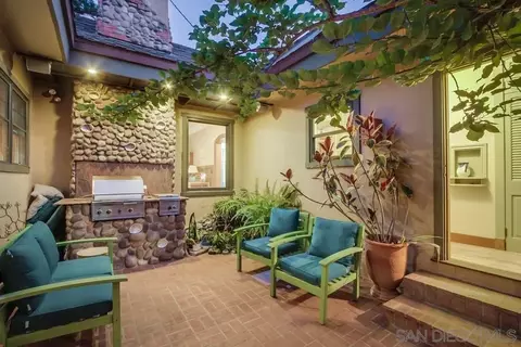 438 Retaheim Way, La Jolla, CA 92037 photo 11