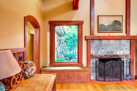 438 Retaheim Way, La Jolla, CA 92037 photo 4