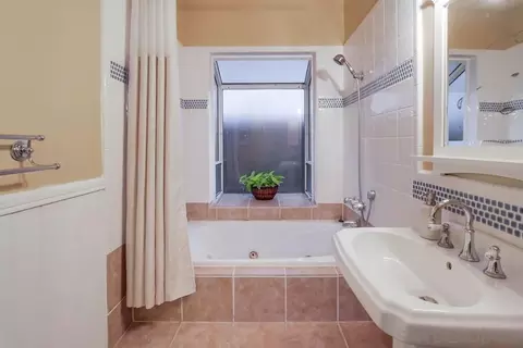 438 Retaheim Way, La Jolla, CA 92037 photo 19