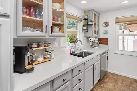 Kitchen - 4160 Yale Ave, La Mesa, CA 91941 photo 7 of 7
