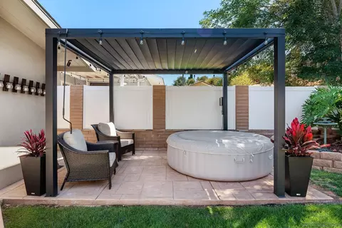 Exterior - 4160 Yale Ave, La Mesa, CA 91941 photo 9 of 14