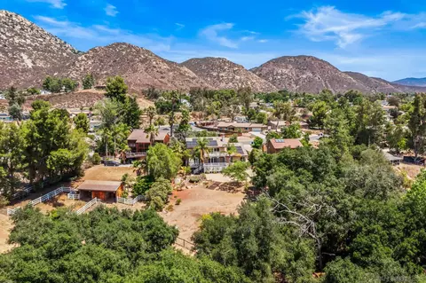 View/Area - 25919 Matlin Rd, Ramona, CA 92065 photo 1 of 6