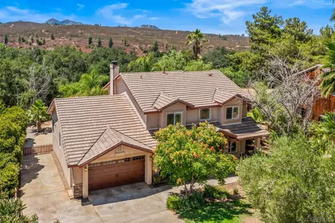 Exterior - 25919 Matlin Rd, Ramona, CA 92065 photo 7 of 9