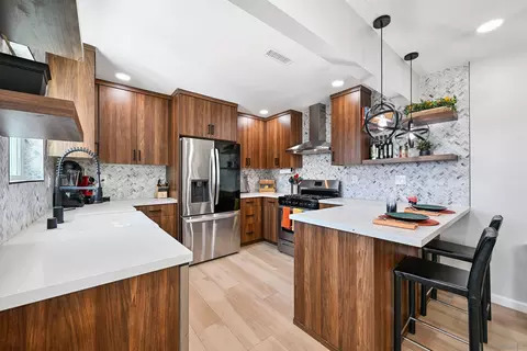 Kitchen - 406 Tyrone St, El Cajon, CA 92020 photo 2 of 4