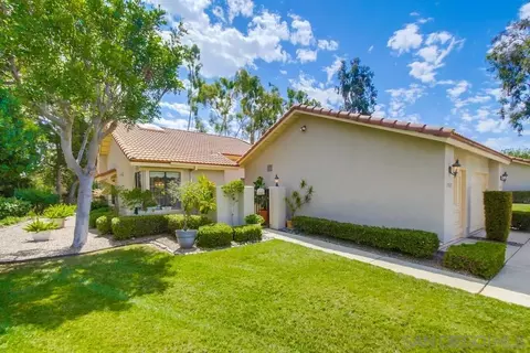 17827 Avenida Alozdra, San Diego, CA 92128
