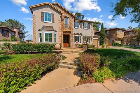 571 Lynwood Dr, Encinitas, CA 92024