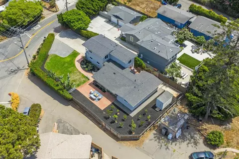 View/Area - 1503 Laurel Rd, Oceanside, CA 92054 photo 2 of 3