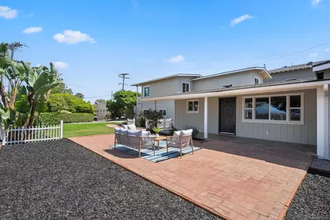 Exterior - 1503 Laurel Rd, Oceanside, CA 92054 photo 9 of 12