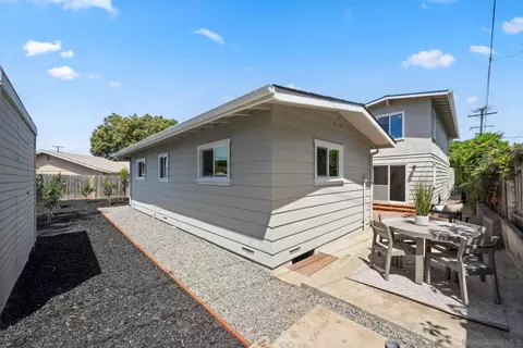 Exterior - 1503 Laurel Rd, Oceanside, CA 92054 photo 5 of 12