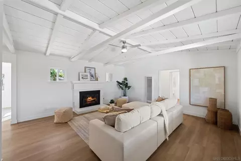 Living - 1503 Laurel Rd, Oceanside, CA 92054 photo 2 of 3