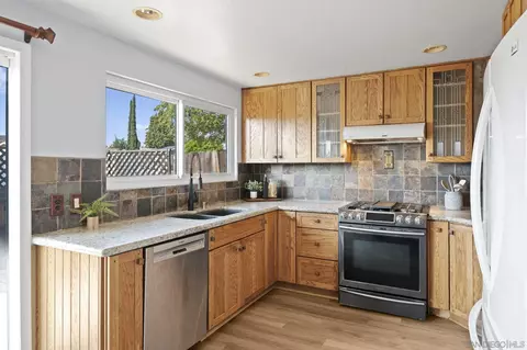 Kitchen - 9256 Allano Way, Santee, CA 92071 photo 1 of 3