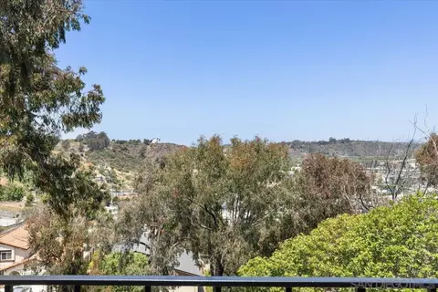 2845 Cottingham St, Oceanside, CA 92054