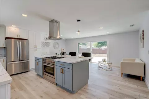 14543 Kittery St, Poway, CA 92064 photo 4