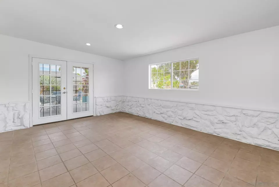 Living - 5111 Roscrea Ave, San Diego, CA 92117 photo 1 of 2