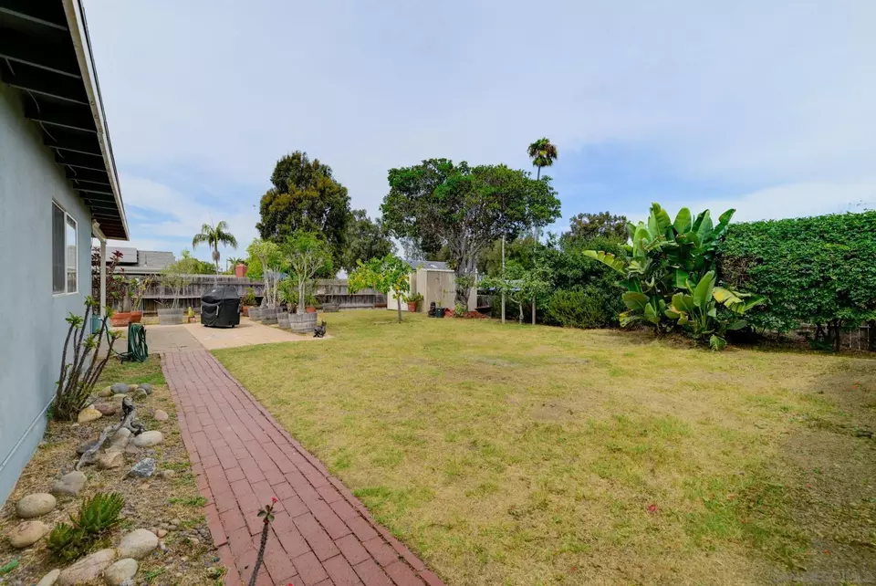 Exterior - 5111 Roscrea Ave, San Diego, CA 92117 photo 3 of 7