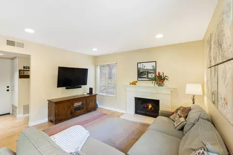 Living - 1655 Splitrail Dr, Encinitas, CA 92024 photo 3 of 4