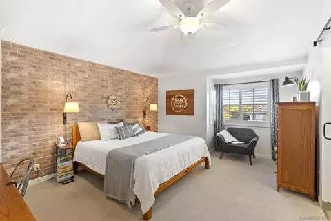 Bedroom - 1655 Splitrail Dr, Encinitas, CA 92024 photo 3 of 4