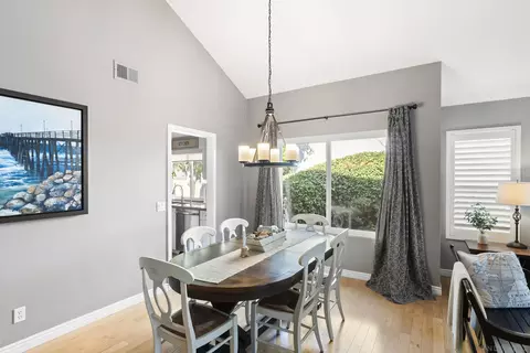Dining - 1655 Splitrail Dr, Encinitas, CA 92024 photo 2 of 4