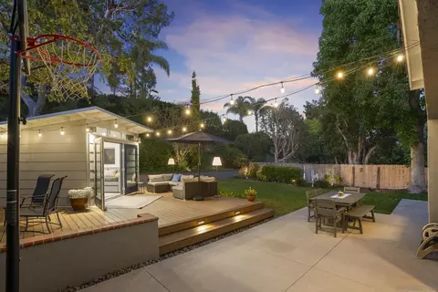 Exterior - 1655 Splitrail Dr, Encinitas, CA 92024 photo 12 of 13