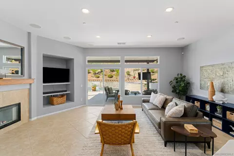 Other - 14510 Red Hawk Ln, Poway, CA 92064 photo 3 of 9