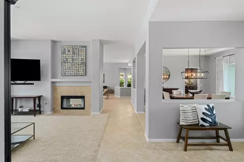 Entry Way - 14510 Red Hawk Ln, Poway, CA 92064 photo 2 of 2