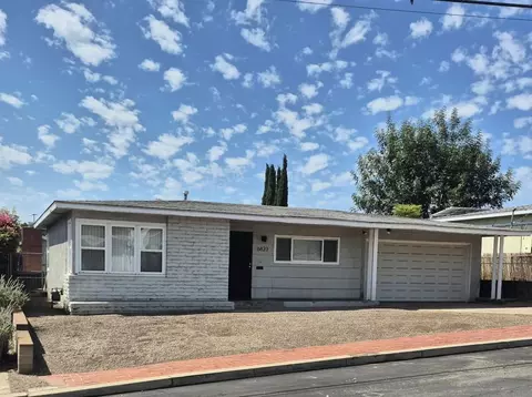 6823 Alamo Way, La Mesa, CA 91942