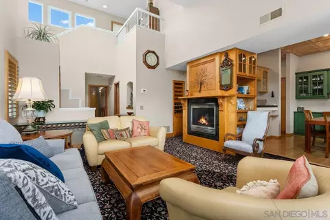Living - 457 Arden Dr, Encinitas, CA 92024 photo 2 of 2