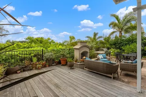 Exterior - 457 Arden Dr, Encinitas, CA 92024 photo 10 of 10