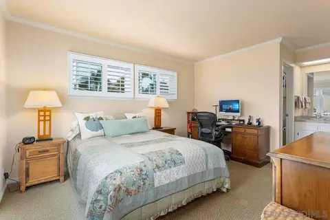 Bedroom - 457 Arden Dr, Encinitas, CA 92024 photo 1 of 3
