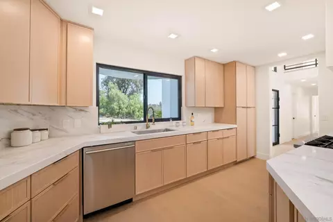 15032 Heath Dr, Poway, CA 92064 photo 5