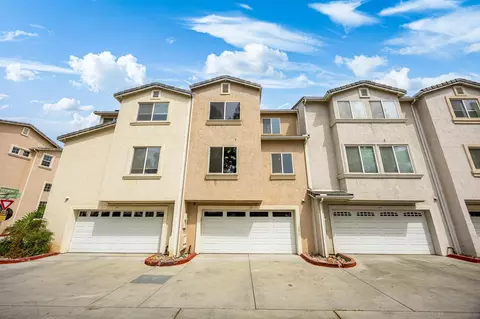 Exterior - 339 Connecticut Ave, El Cajon, CA 92020 photo 5 of 7