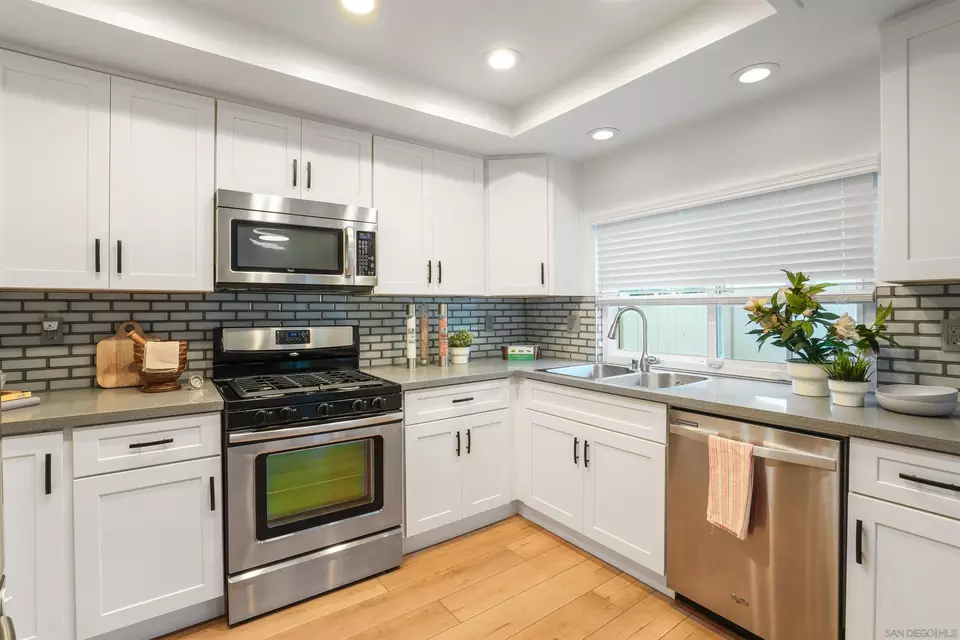 Kitchen - 7363 Birchcreek Rd, San Diego, CA 92119 photo 1 of 2
