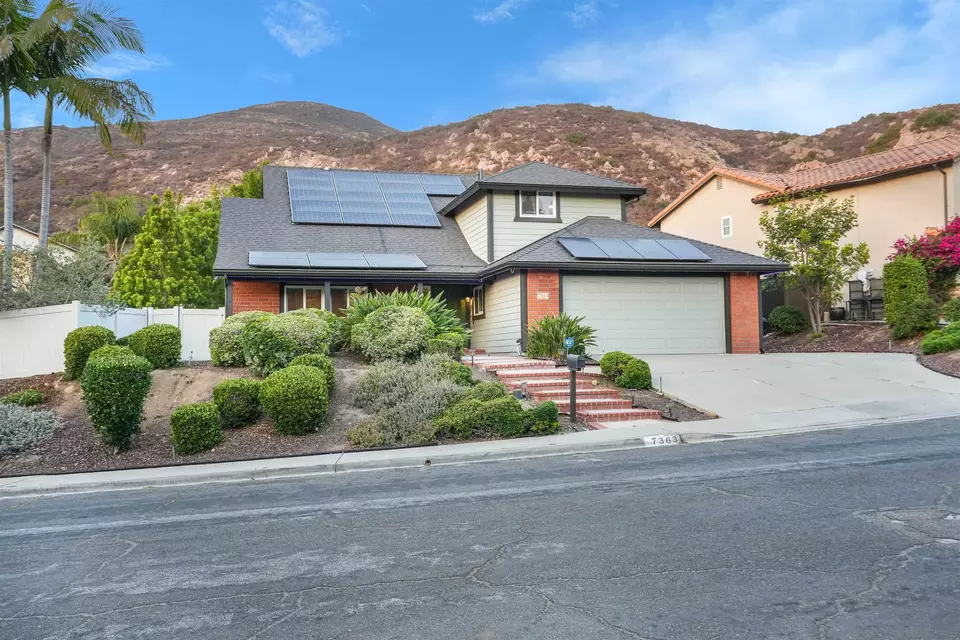 Exterior - 7363 Birchcreek Rd, San Diego, CA 92119 photo 2 of 3