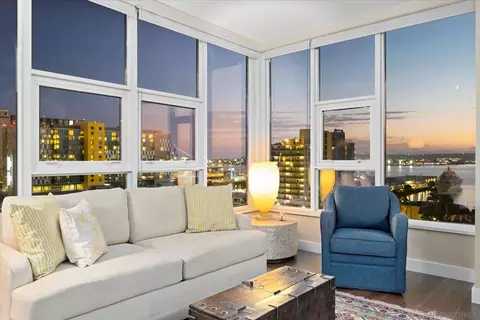 1325 Pacific Hwy #1102, San Diego, CA 92101