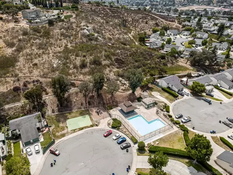 1927 Terracina Cir, Spring Valley, CA 91977 photo 25