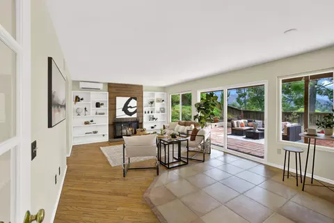 Living - 2364 Oakridge Pl, Escondido, CA 92026 photo 3 of 8