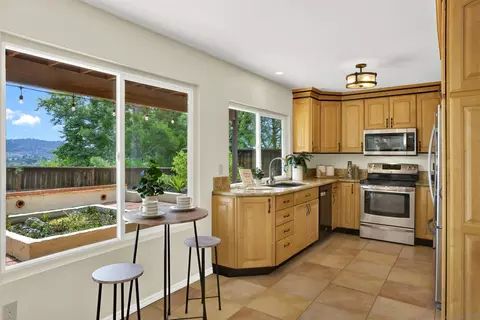 Kitchen - 2364 Oakridge Pl, Escondido, CA 92026 photo 1 of 4