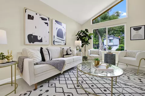 Living - 2364 Oakridge Pl, Escondido, CA 92026 photo 1 of 8