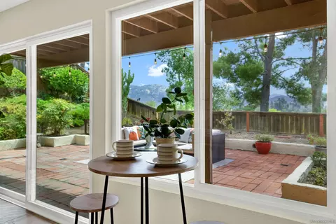Dining - 2364 Oakridge Pl, Escondido, CA 92026 photo 4 of 4