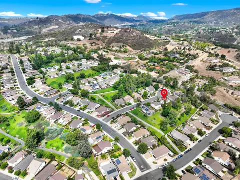 View/Area - 2364 Oakridge Pl, Escondido, CA 92026 photo 8 of 8