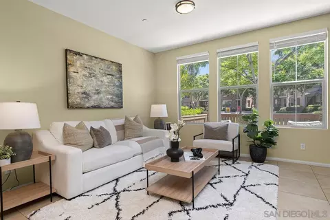 10689 New Grove Trl #71, San Diego, CA 92130