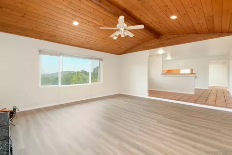 Living - 1961 Pine View Rd, Alpine, CA 91901 photo 2 of 4