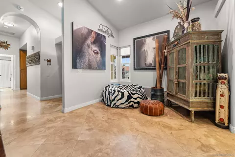 Entry Way - 12515 Leyendekker Rd, Lakeside, CA 92040 photo 2 of 6