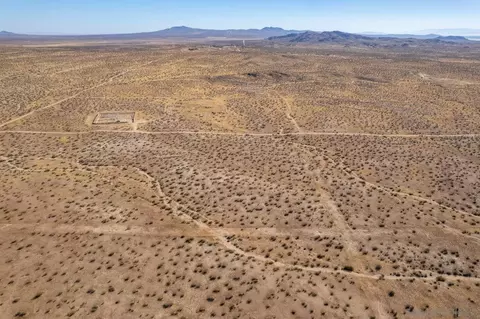 0 Tbd #38, Lancaster, CA 93535