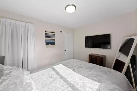 Bedroom - 9560 Frank Way, Santee, CA 92071 photo 2 of 4